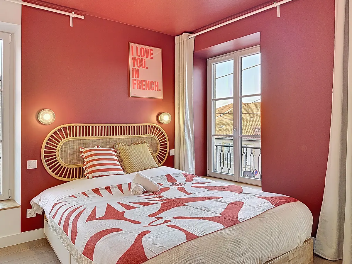 Studio Terracotta aux tons ocre et rose